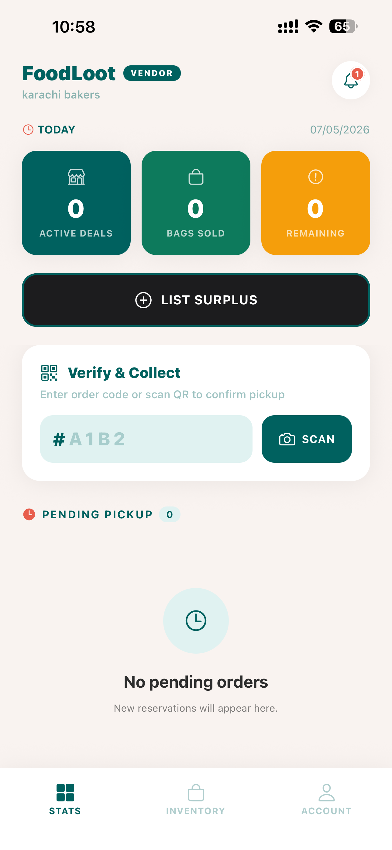 FoodLoot vendor dashboard showing live orders and bag stats